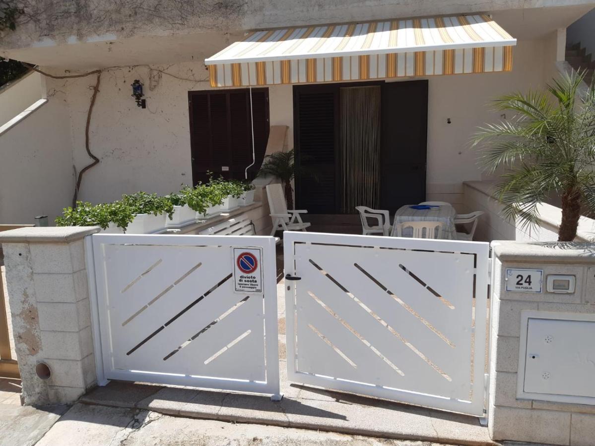 Casa Vacanza Rita Marina Di Pescoluse Esterno foto