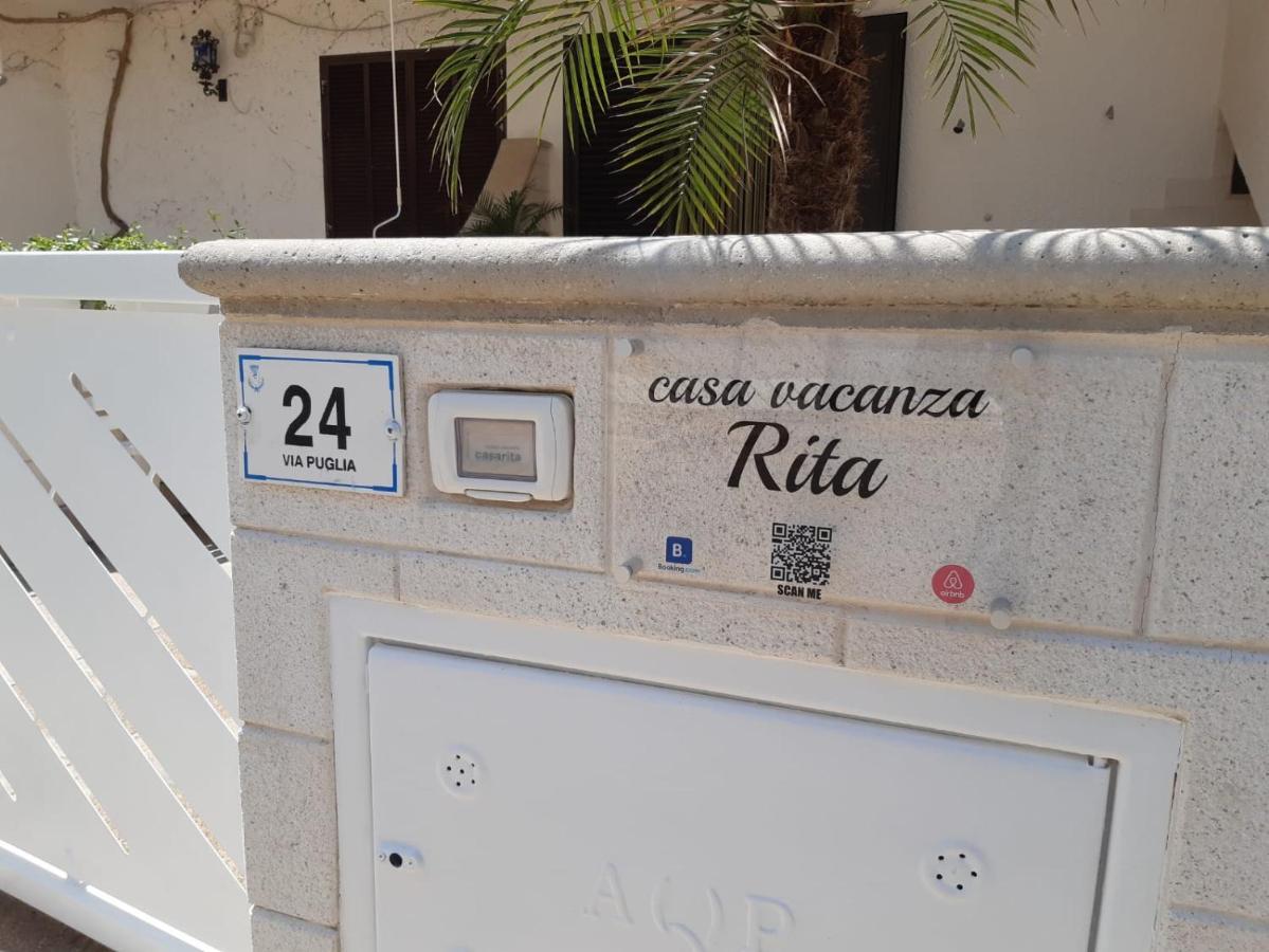 Casa Vacanza Rita Marina Di Pescoluse Esterno foto