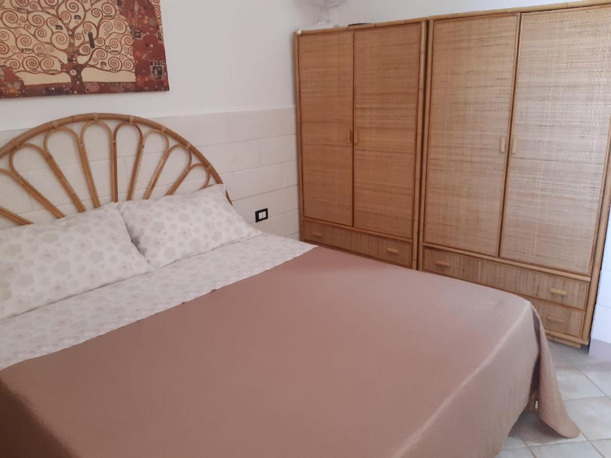 Casa Vacanza Rita Marina Di Pescoluse Esterno foto