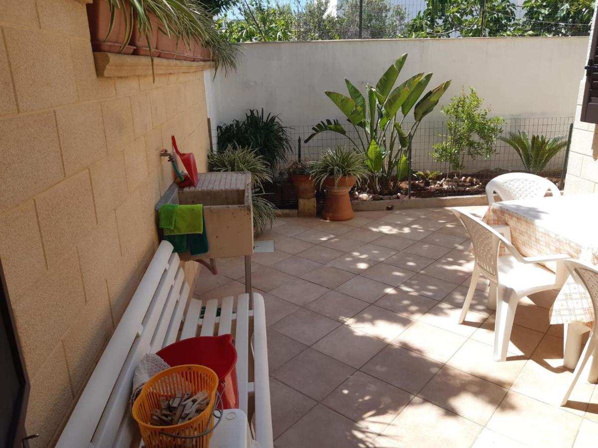 Casa Vacanza Rita Marina Di Pescoluse Esterno foto
