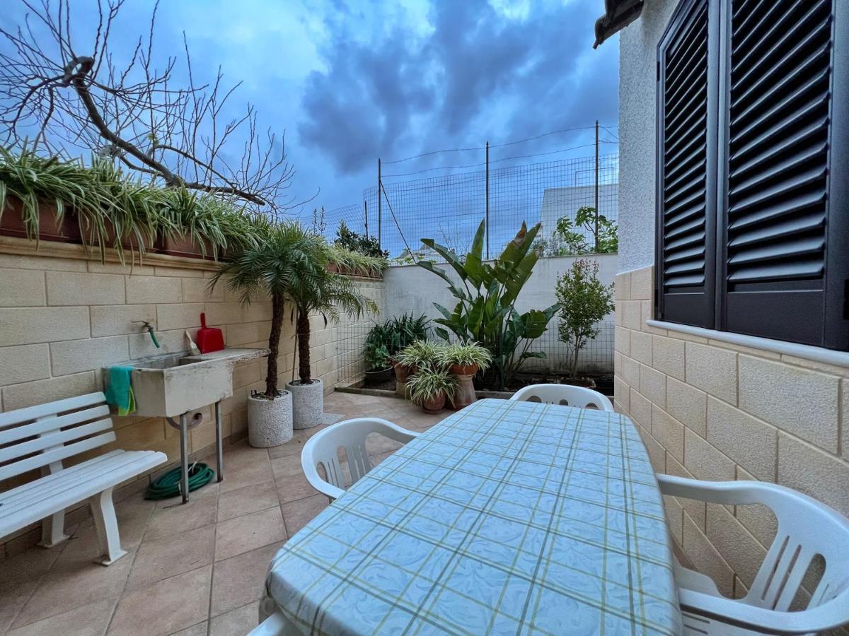 Casa Vacanza Rita Marina Di Pescoluse Esterno foto